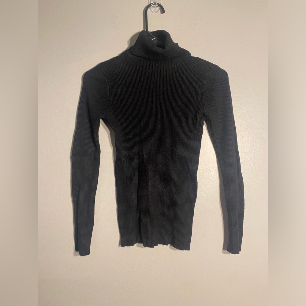 Item 124 Women's Black Ribbed Turtleneck Sweater - Classic Fit
